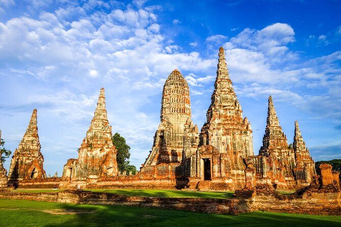 Bangkok to Ayutthaya: Temples & Local Candy One Day Tour - In-Depth Review of the Tour Experience