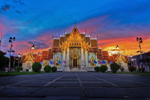 BANGKOK TOUR AT DUSK - Customer Support and Communication