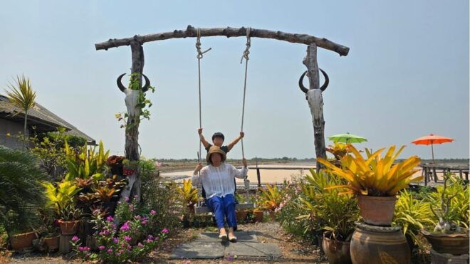 Bangkok: Train Market, Floating Market, and Salt Lake Tour - Inclusions for the Tour