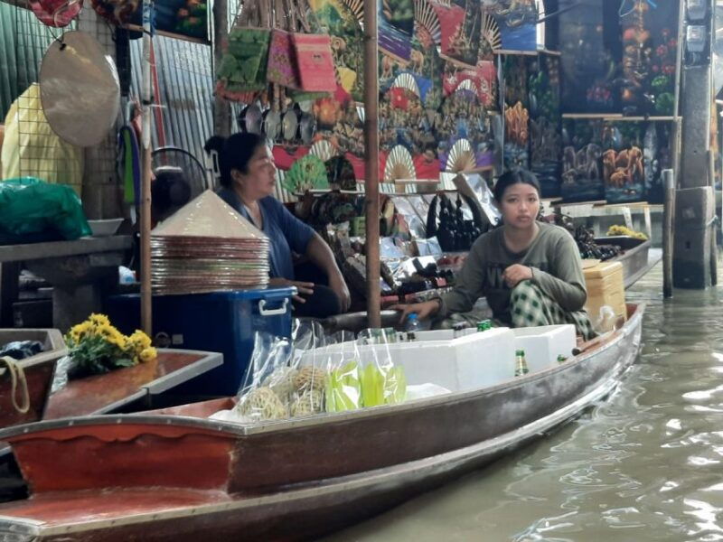 Bangkok: Train Market & Floating Market With Boat Ride - Good To Know