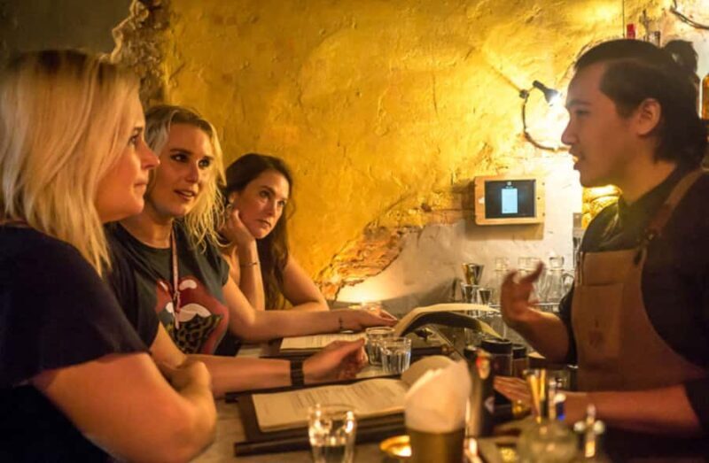 Bangkok: Tuk Tuk Bar Crawl with Drinks and Snacks - An Introduction to the Experience