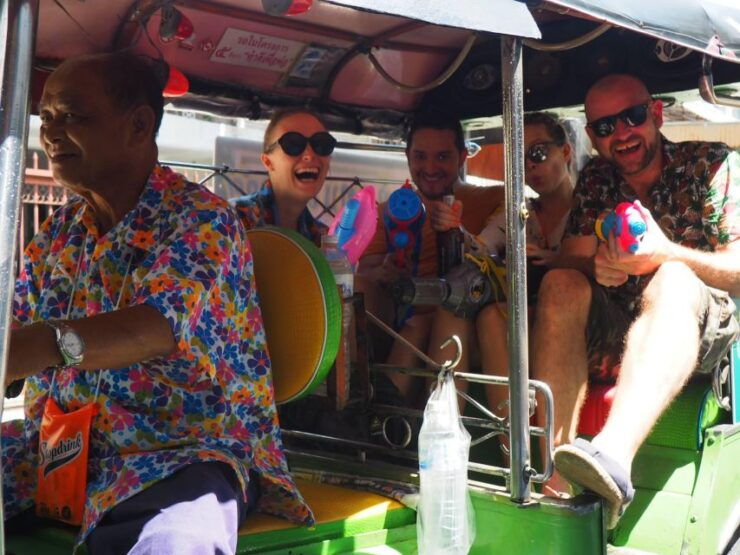 Bangkok: Tuk-Tuk & Longtail Boat Private Tour - Tour Duration and Guide Availability