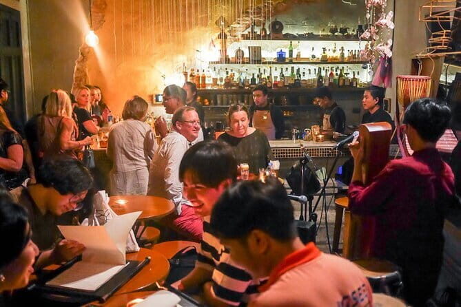 Bangkok Tuk Tuk Night Tour with food & drinks in Siam & Silom - Patpong Night Market  