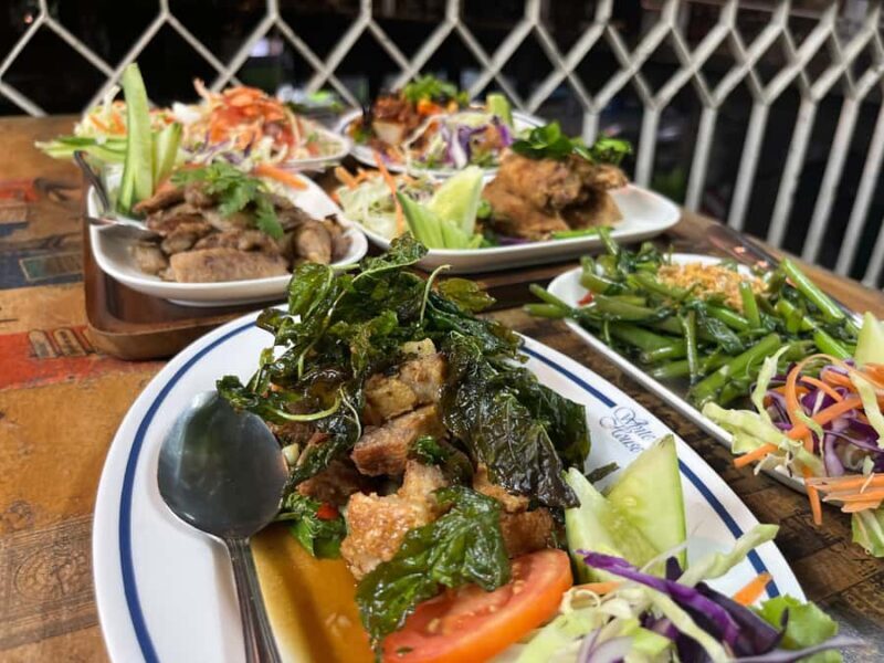 Bangkok Tuk Tuk Night Tour with food & drinks in Siam&Silom - Good To Know