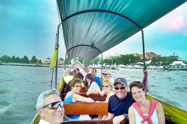 Bangkok Twilight : Hidden Canal, Big Buddha & Street Food - Itinerary