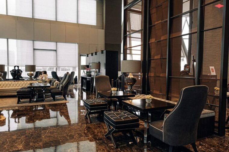 Bangkok: Up & Above Restaurant & Rooftop Bar - Dress Code and Policies