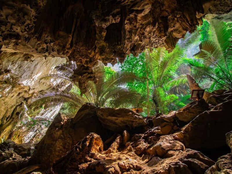 Bangkok: Uthai Thani Day Trip with Floating Temple Visit - The Floating Temple: Wat Ubosotharam