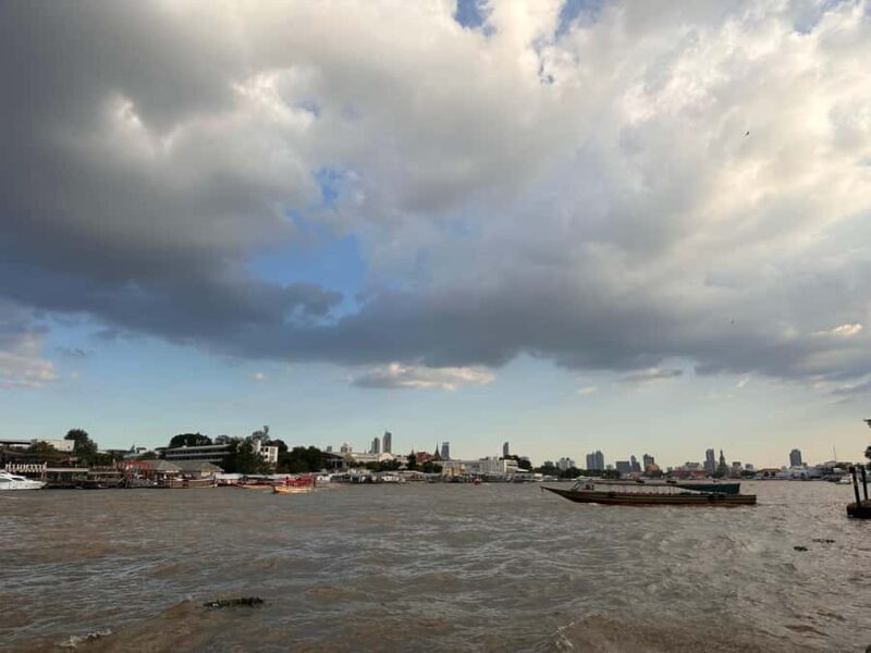 Bangkok: Wang Lang Siriraj Food Tour & Thai BBQ - Practical Aspects: What to Expect