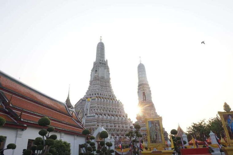 Bangkok: Wat Pho and Wat Arun Guided Walking Tour (2 Hours) - Customer Reviews and Ratings