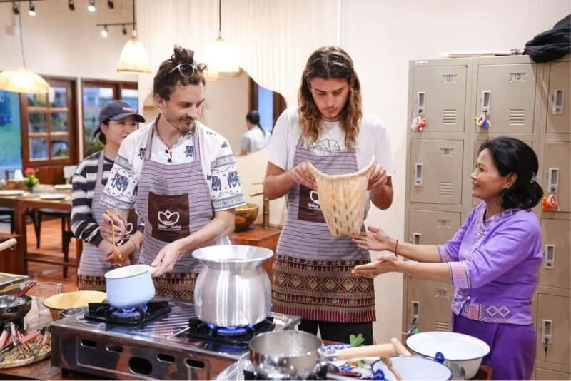Bangkok: White Lotus Thai Cooking Class with Market Tour - Good To Know
