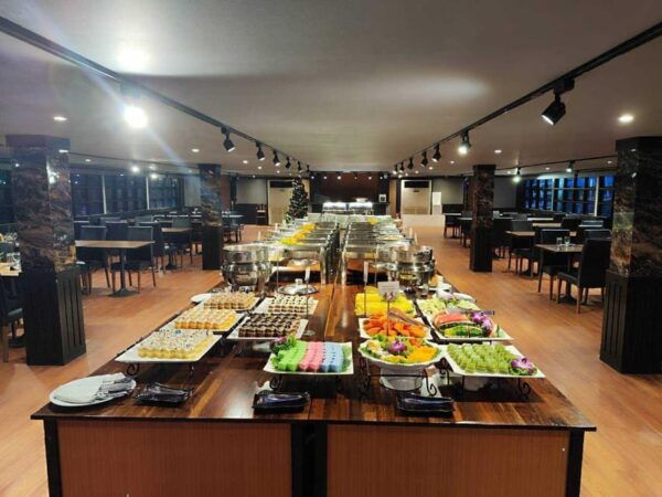 Bangkok: White Orchid Chao Phraya Dinner Cruise - Ideal Times to Book