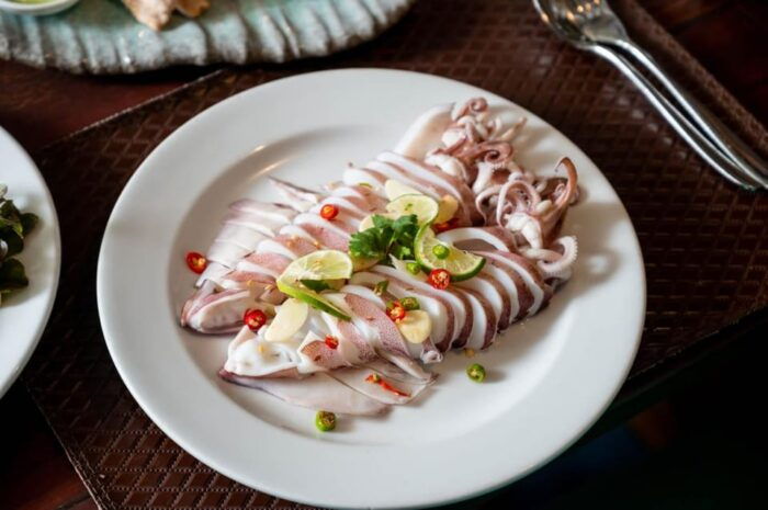 Bangkok: Wonderful Pearl Dinner Cruise and Live Performance - What to Expect and Tips