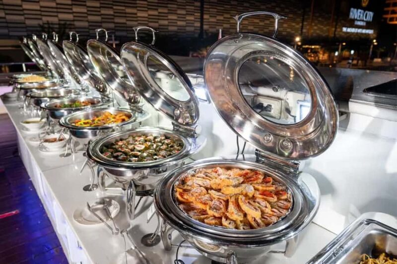 Bangkok: Wonderful Pearl Luxury Romantic Dinner Cruise - FAQ