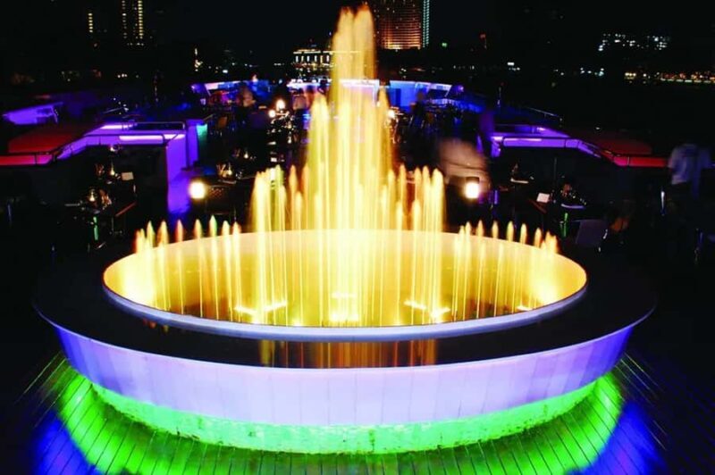 Bangkok: Wonderful Pearl Luxury Romantic Dinner Cruise - Who Is This Cruise Best For?