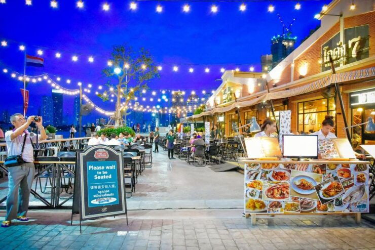 Bangkok:Calypso Cabaret & Dinner Cruise With Hotel Transfer - Experience Highlights