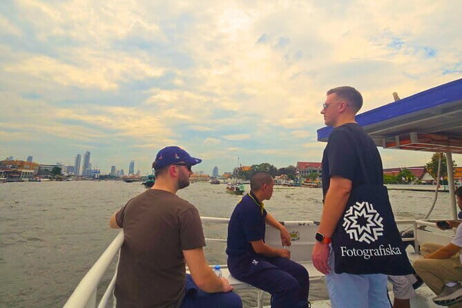 Bangkok's Best: City Highlights & Floating Market Private Tour - Good To Know  