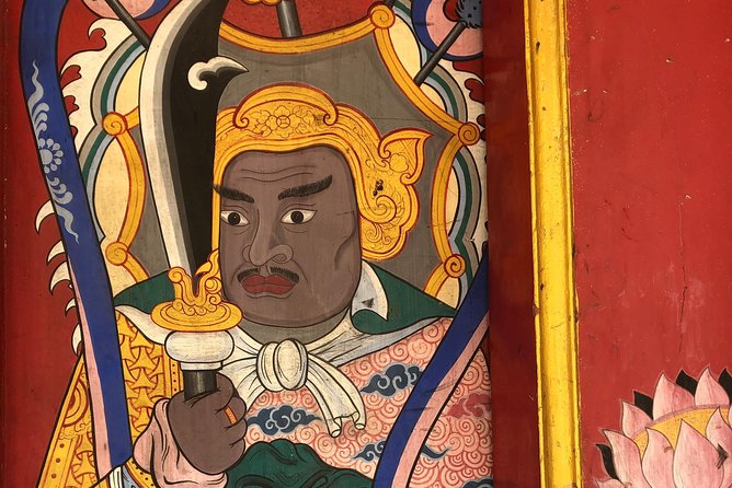 Bangkoks Grand Palace & Top Sights Private Walking Tour - Wat Phra Kaew: The Temple of the Emerald Buddha