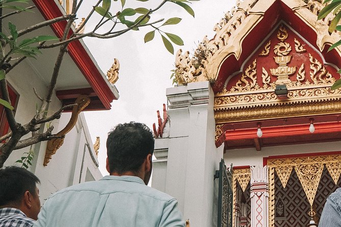 Bangkoks Grand Palace & Top Sights Walking Tour - Tour Overview and Inclusions