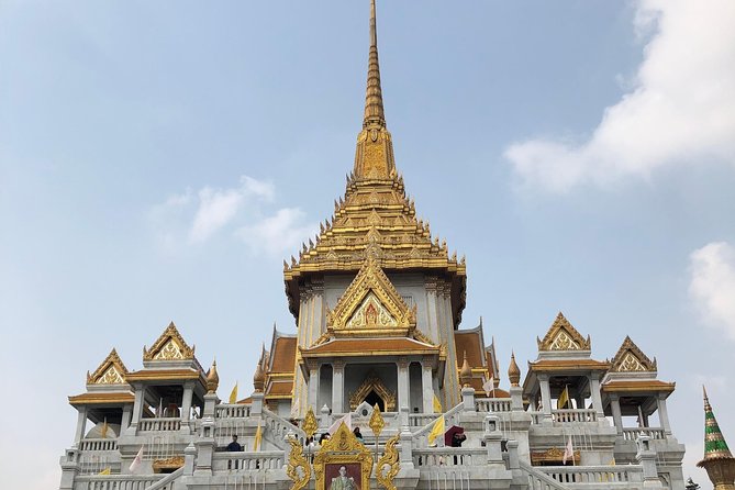 Bangkoks Grand Palace & Top Sights Walking Tour - Fun and Knowledgeable Local Guide