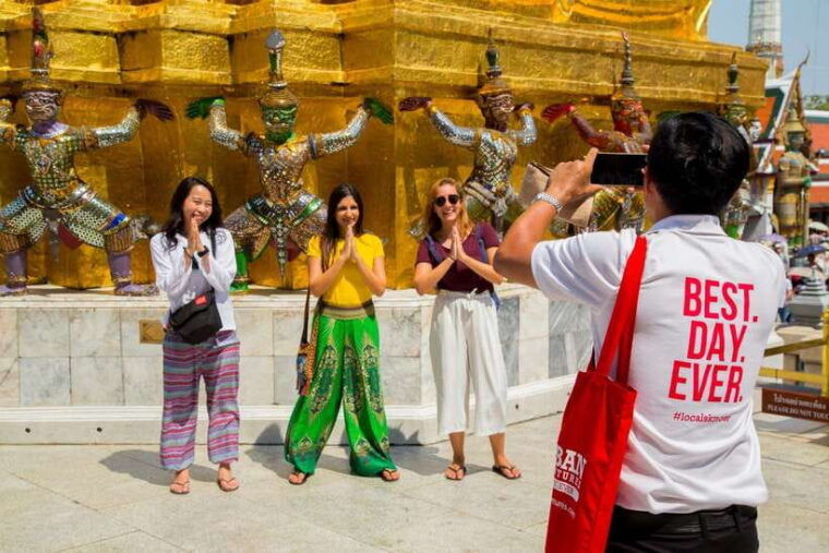 Bangkoks Highlights by Longtail Boat and on Foot - Inclusions and Exclusions