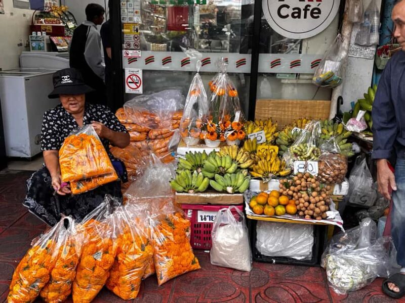Bangkok's Riverside Cultural Walk: Wat Pho & Wat Arun - An In-Depth Look at the Riverside Cultural Walk