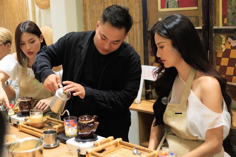 Banh Mi Making & Egg Coffee Class in Saigon - At a glance