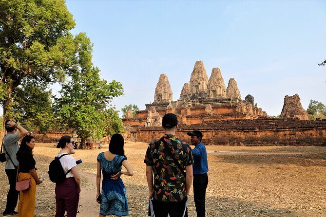 Banteay Srei and Grand Circuit Heritage Tour from Siem Reap - Who Should Book This?
