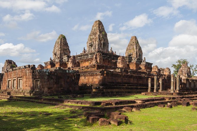 Banteay Srei & Angkor Big Circuit Tour - Guide Details and Reviews