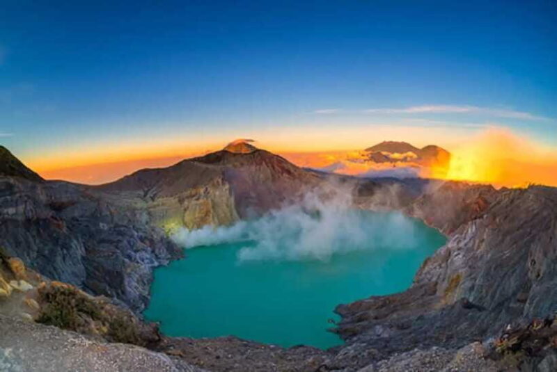 Banyuwangi: Beautiful of Ijen Crater with Local Guide - The Sum Up
