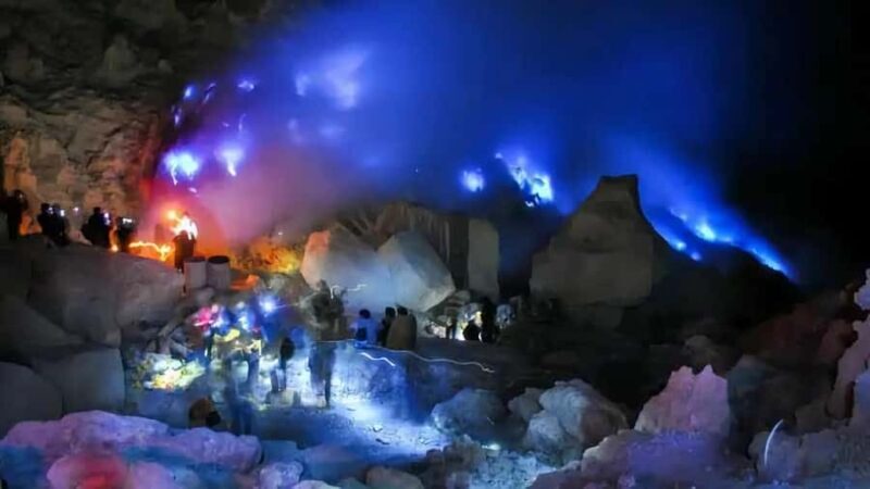 Banyuwangi: Ijen Blue Fire Tour with Transfer Services - Starting Point and Pick-up Options