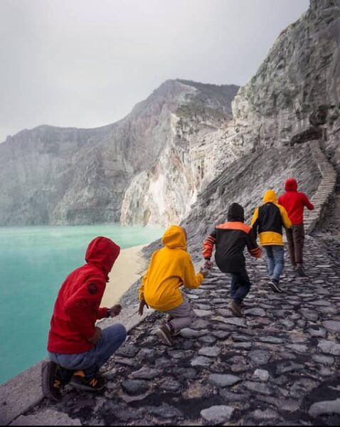 Banyuwangi Ijen Crater Tour Starting From Bali - Nearby Attractions