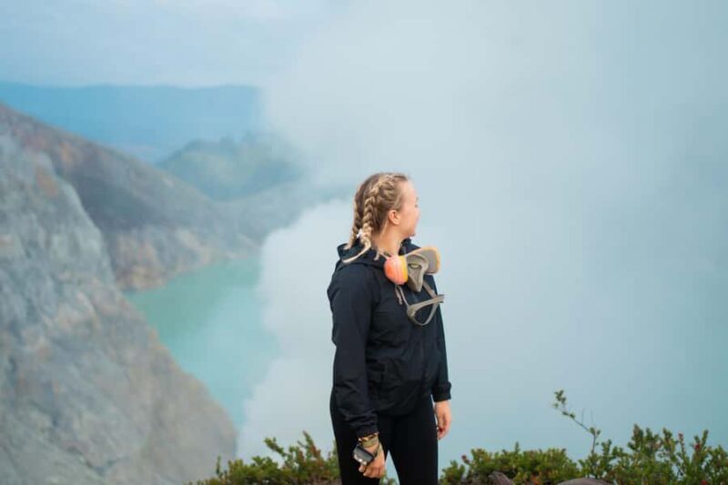 Banyuwangi: Ijen Volcano Trip With Experienced Guide - What Makes This Tour Stand Out