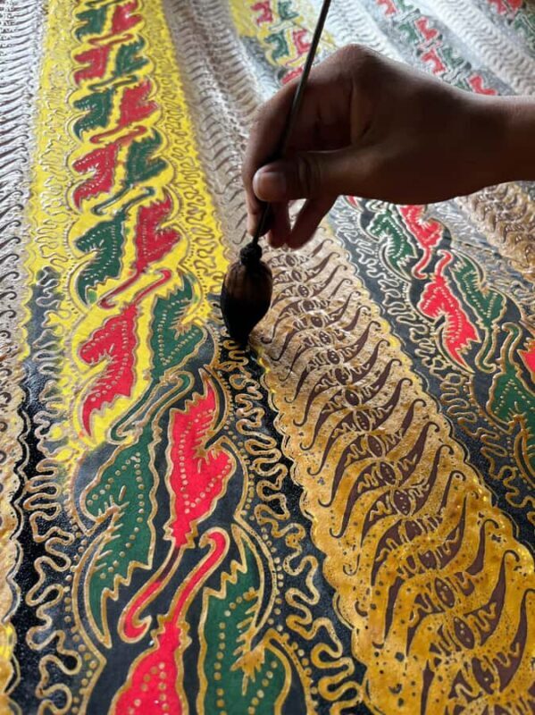 Banyuwangi: Traditional Batik-Making Class with Snack - FAQ