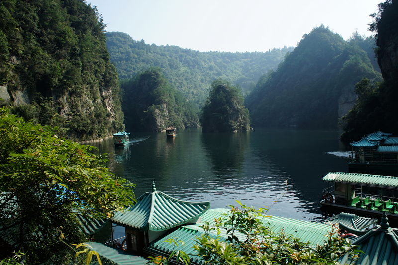 Baofeng Lake Admission Ticket in Zhangjiajie (with Boat Ride) - What makes the scenery worth your time