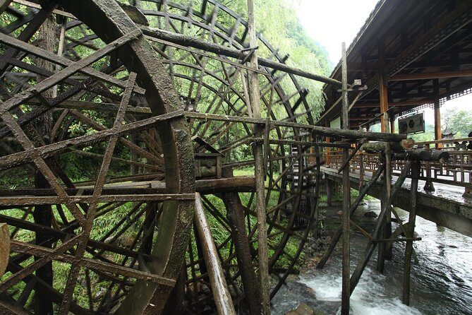 Baofeng Lake,Yellow Dragon cave and Glass Bridge Full Day Tour - Practical Details: What to Expect