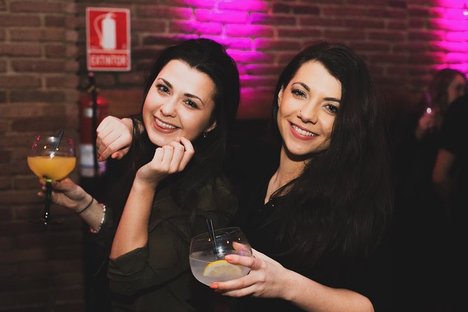 Bar Crawl in Barcelona With Spanish Wines, Vermut, Cold Beer and Tapas - Local Guided Tour of Barcelonas Bars