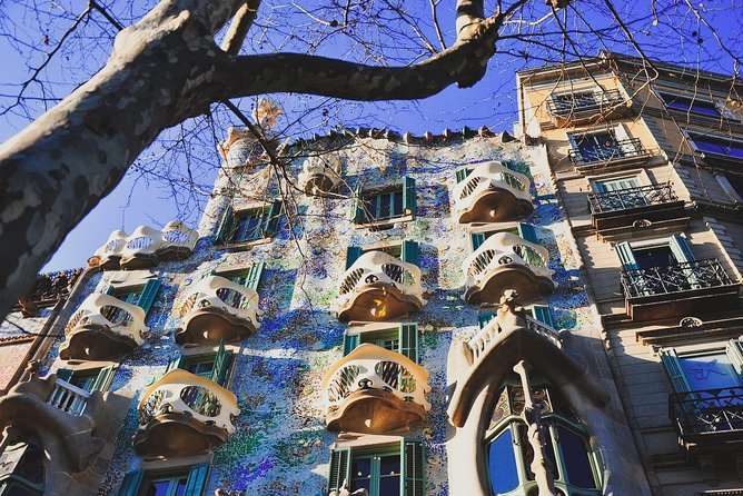 Bar Crawl in Barcelona With Spanish Wines, Vermut, Cold Beer and Tapas - Reviews and Feedback From Previous Participants