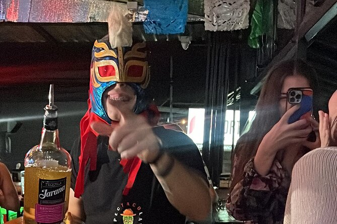 Bar Crawl in Downtown La Fortuna - Inclusions