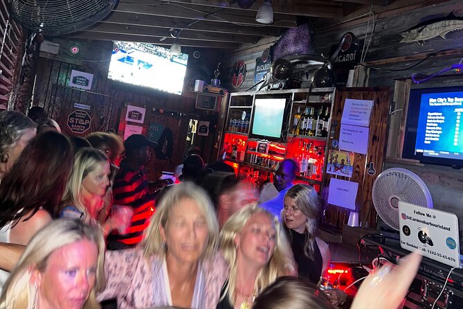 Bar Crawl on Harbour Island With Local Singer - Good To Know