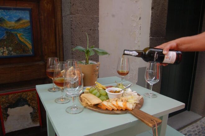 Bar Hopping Tour & Poncha Workshop - Funchal - Inclusions