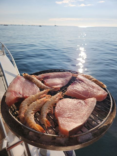 Barbecue on Boat (Seafood Option) | Napoli Seaview - Full Description