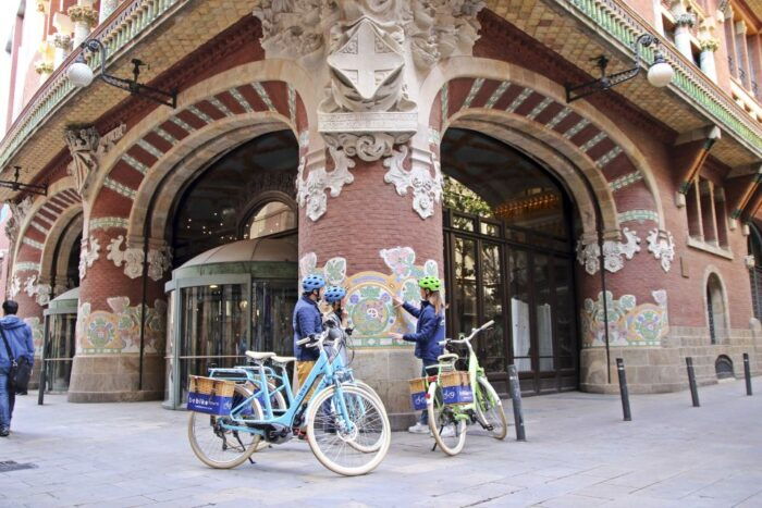 Barcelona: 1.5-Hour Sightseeing Tour by Bike/Electric Bike - Frequently Asked Questions