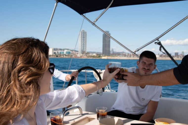Barcelona: 1,5-Hour Sunset Cruise With Cava & Wine - Group Size and Conditions