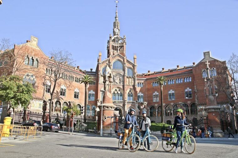 Barcelona: 2.5-Hour Bike or E-Bike Historical Tour - Architectural Focus