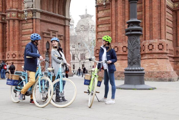 Barcelona: 2.5-Hour Bike or E-Bike Historical Tour - Customer Feedback