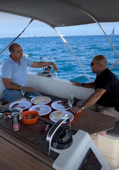 Barcelona: 2-hour sailing boat cruise at noon or sunset. - How the Experience Offers Value