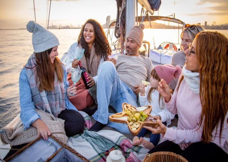 Barcelona : 2 Hours Sailing Tour With Snacks and Drinks - Highlights of the Sailing Experience