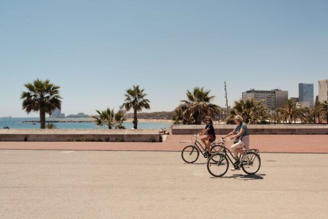 Barcelona: 3-Hour Bike Tour With a Local Guide - Customer Reviews