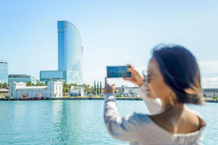 Barcelona 360: Flying, Sailing & Walking Guided Small Group - Experience Details