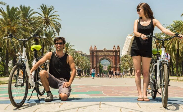Barcelona: 4-Hour E-Bike Photography Tour - Capture the Citys Charm Through Lenses